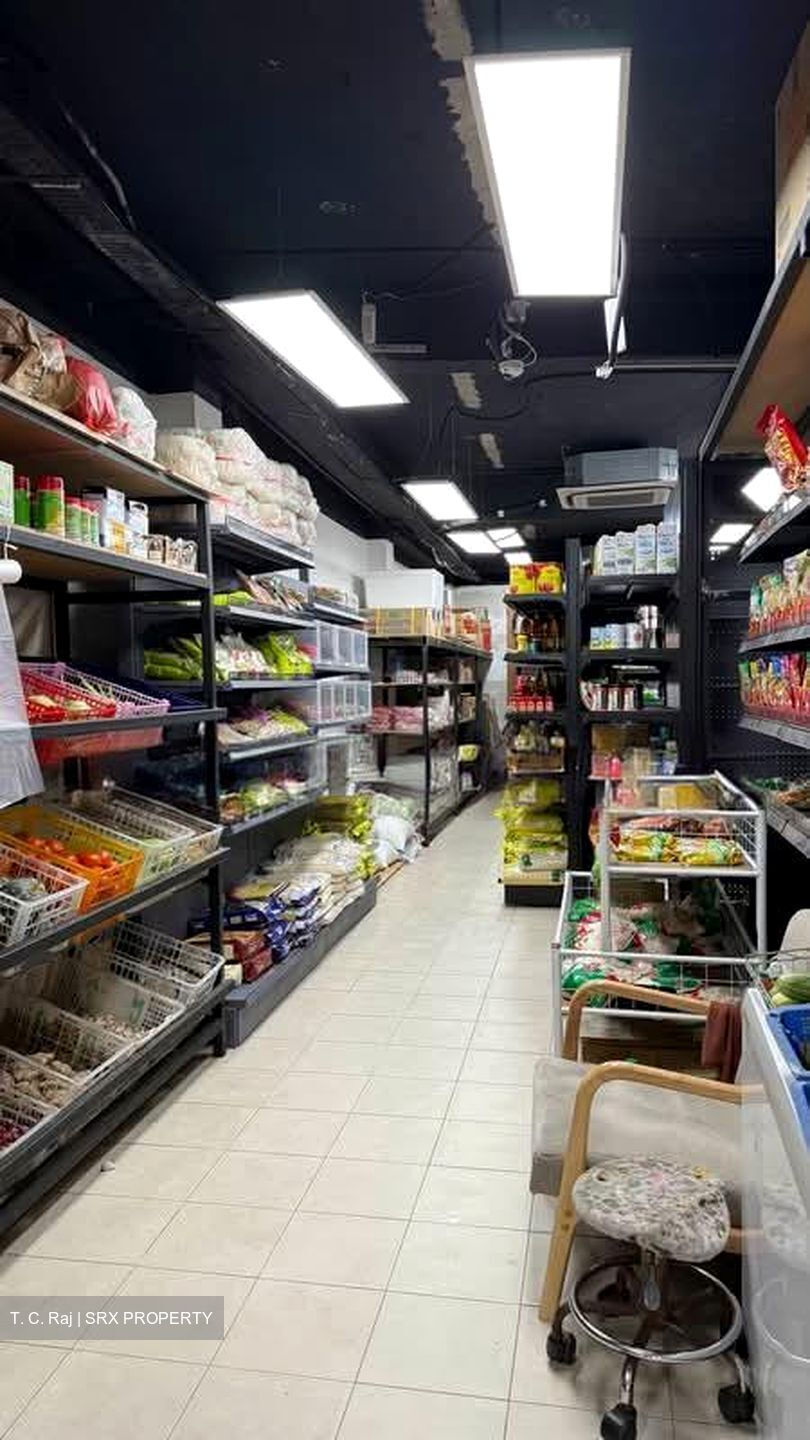 Lorong 18 Geylang (D14), Shop House #561608051
